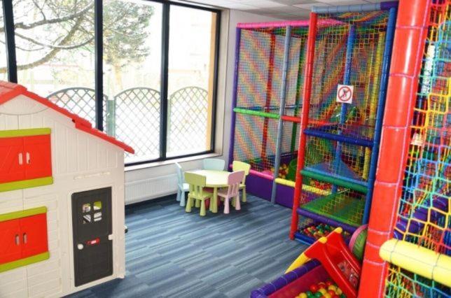 ApartamentyPrzyMorzu Apartament z basenem i bawialnią Kołobrzeg Zewnętrze zdjęcie